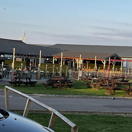 Moonstone Lymington Leysdown-on-Sea Exterior foto