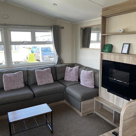 Moonstone Lymington Leysdown-on-Sea Exterior foto